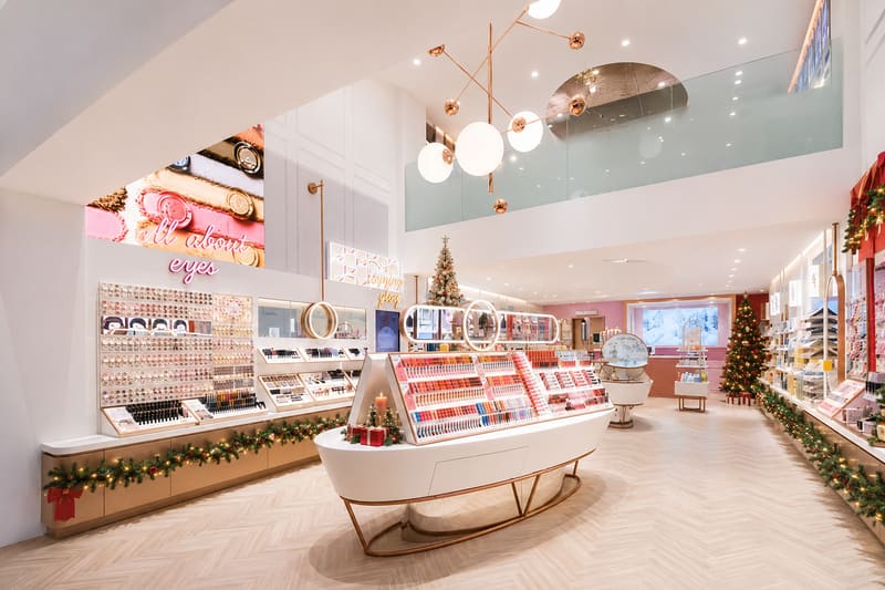 Cosmetic Shop