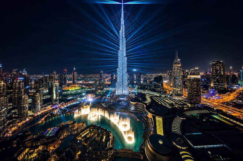 Photo stop Burj Khalifa 124th/125th floor (optional)