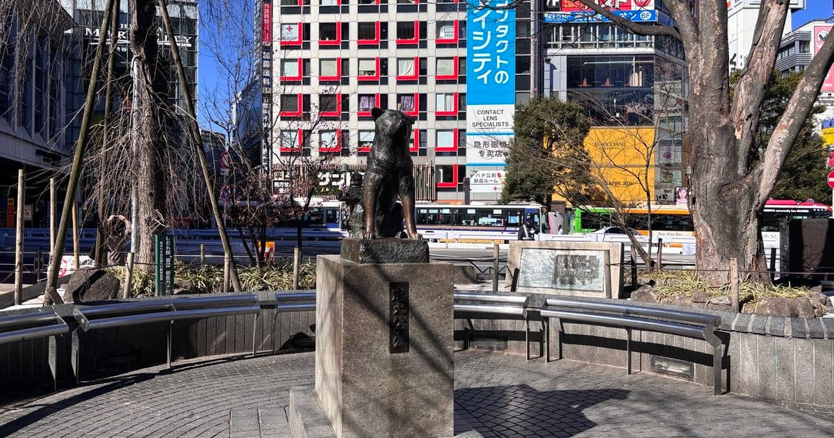 Hachikō Memorial Statue