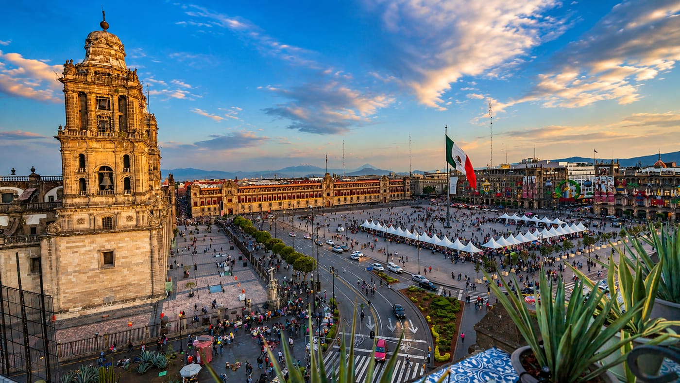 Zócalo (main square)