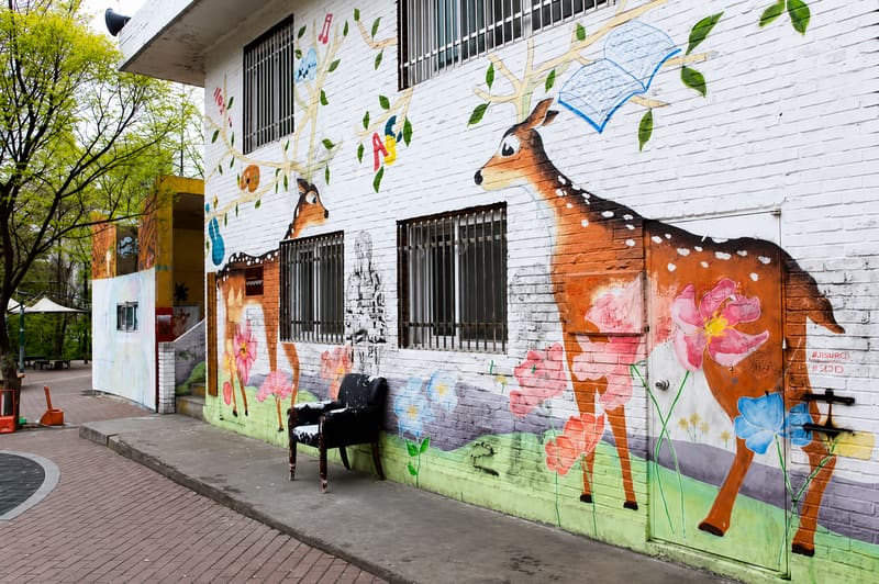 Hongdae's Picasso Street