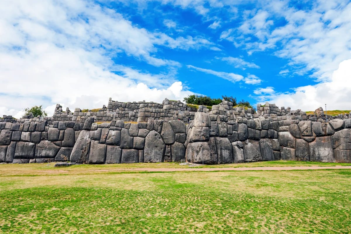 Sacsayhuaman Fortress