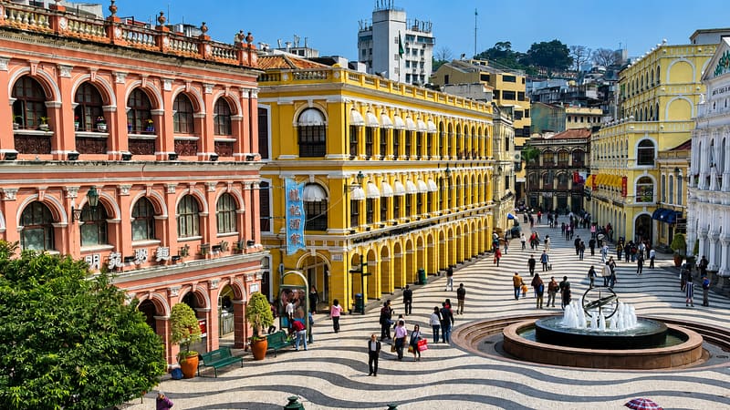 Senado Square