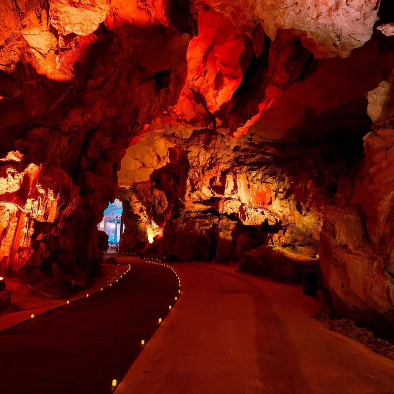 Dragon Pearl Cave